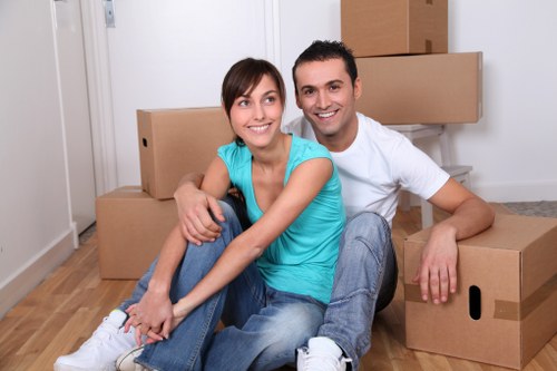 Prepared moving truck service for local transport around Hounslow